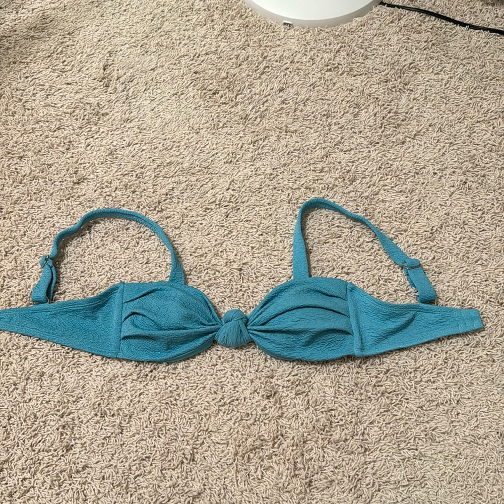 NWOT TIME and TRU teal bikini top